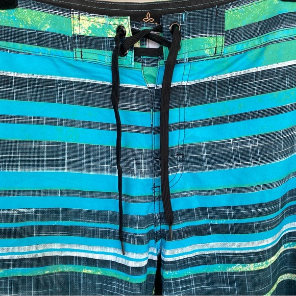 Prana Mens Striped Board Shorts - Size 33 - Picture 5 of 6